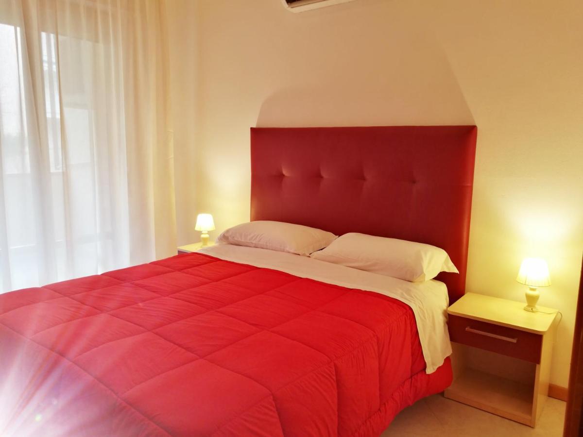 Aparthotel Costa Paradiso Lido Adriano Phòng bức ảnh